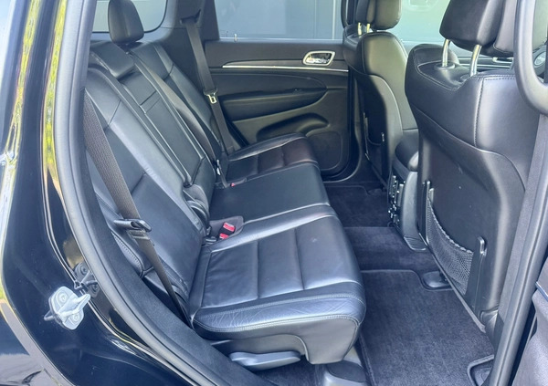 Jeep Grand Cherokee cena 135000 przebieg: 64141, rok produkcji 2018 z Łomża małe 67